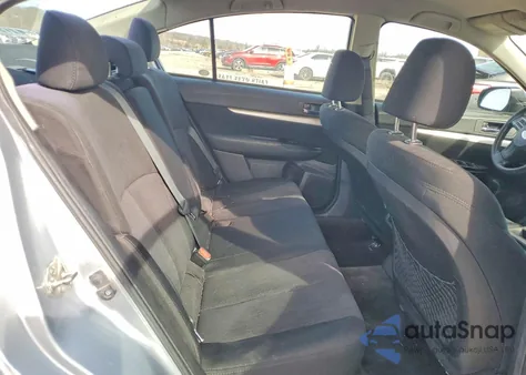 2013 Subaru Legacy 2.5I z USA, uszkodzony, nr VIN 4S3BMBA65D3020261